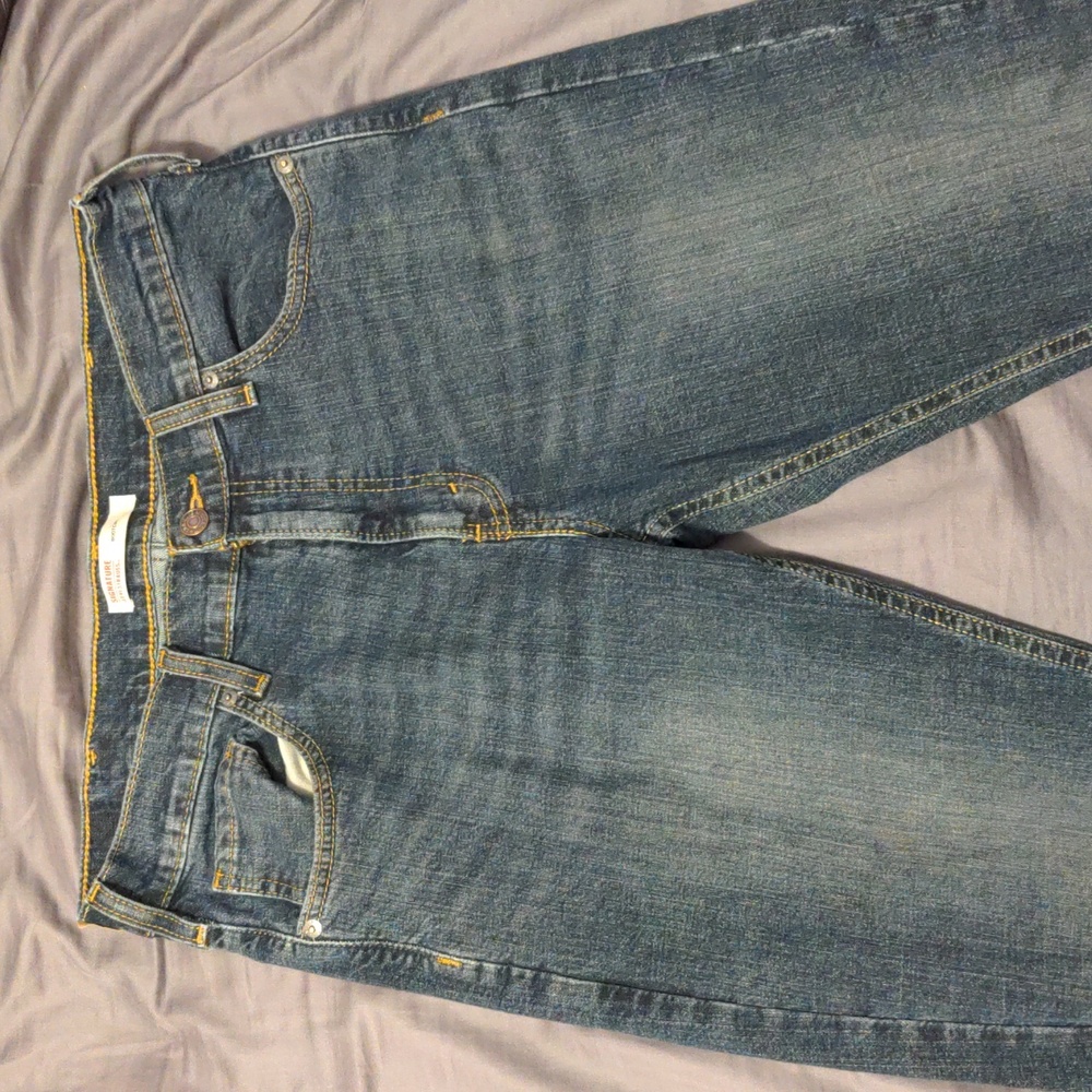 Men's dark wash bootcut jeans